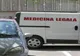 Bărbat de 52 de ani găsit decedat în parcarea unui bloc din cartierul Obor