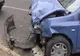 Un tânăr cu permisul suspendat s-au urcat băut la volan și a acroșat un alt autoturism ce se afla parcat în afara părții carosabile