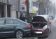 I s-a făcut rău la volan și a intrat cu mașina în trei autoturisme parcate