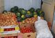 Legume și fructe oferite la vânzare fără autorizație