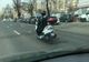 Un bucureștean cu mopedul a scuipat-o în trafic pe o șoferiță