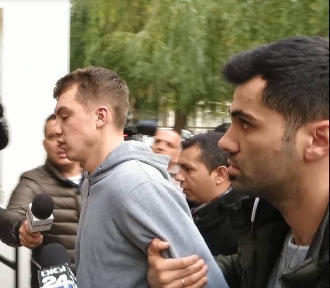 Încă 30 de zile de arest preventiv pentru atacatorul de la Mall Brăila