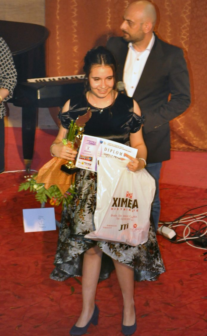Marele premiu și Trofeul concursului „Armoniile Dunării” câștigate de o brăileancă